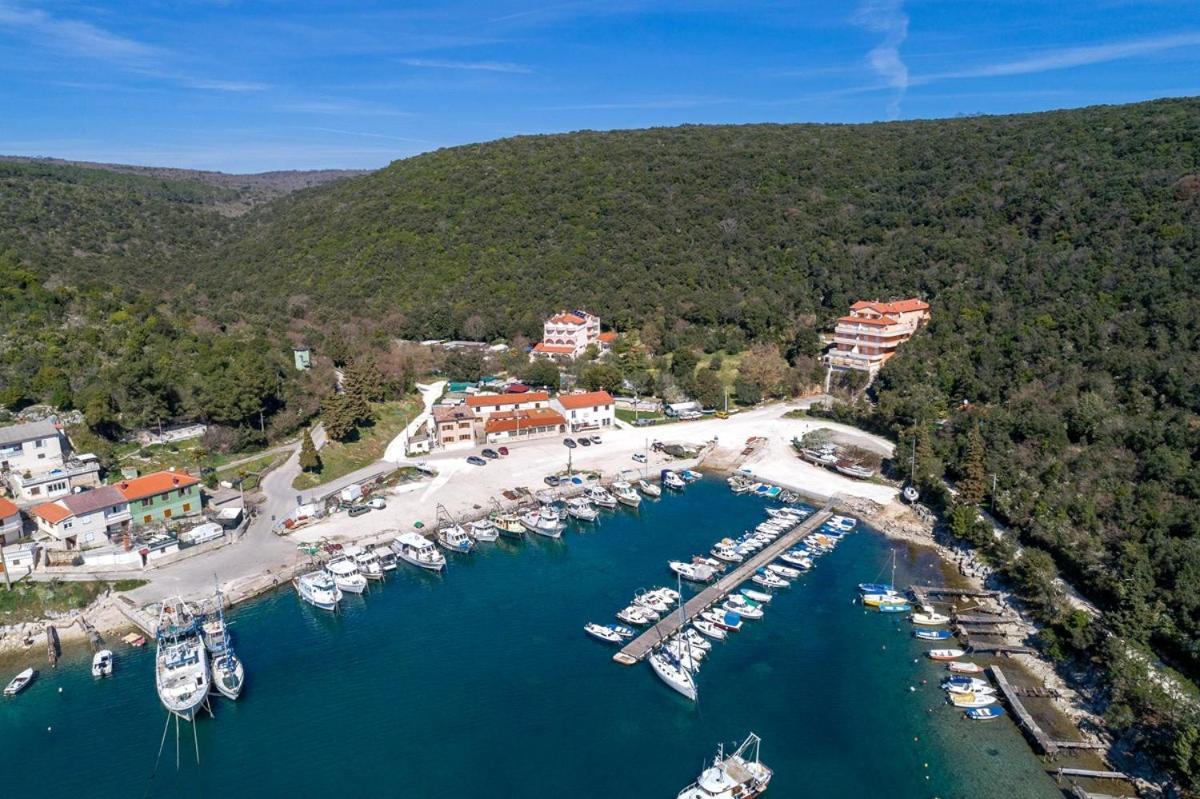 Villa Porto Krnica Εξωτερικό φωτογραφία